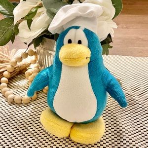 Disney Club Penguin Pizza Blue Chef Penguin 8” Plush Stuffed Animal Toy